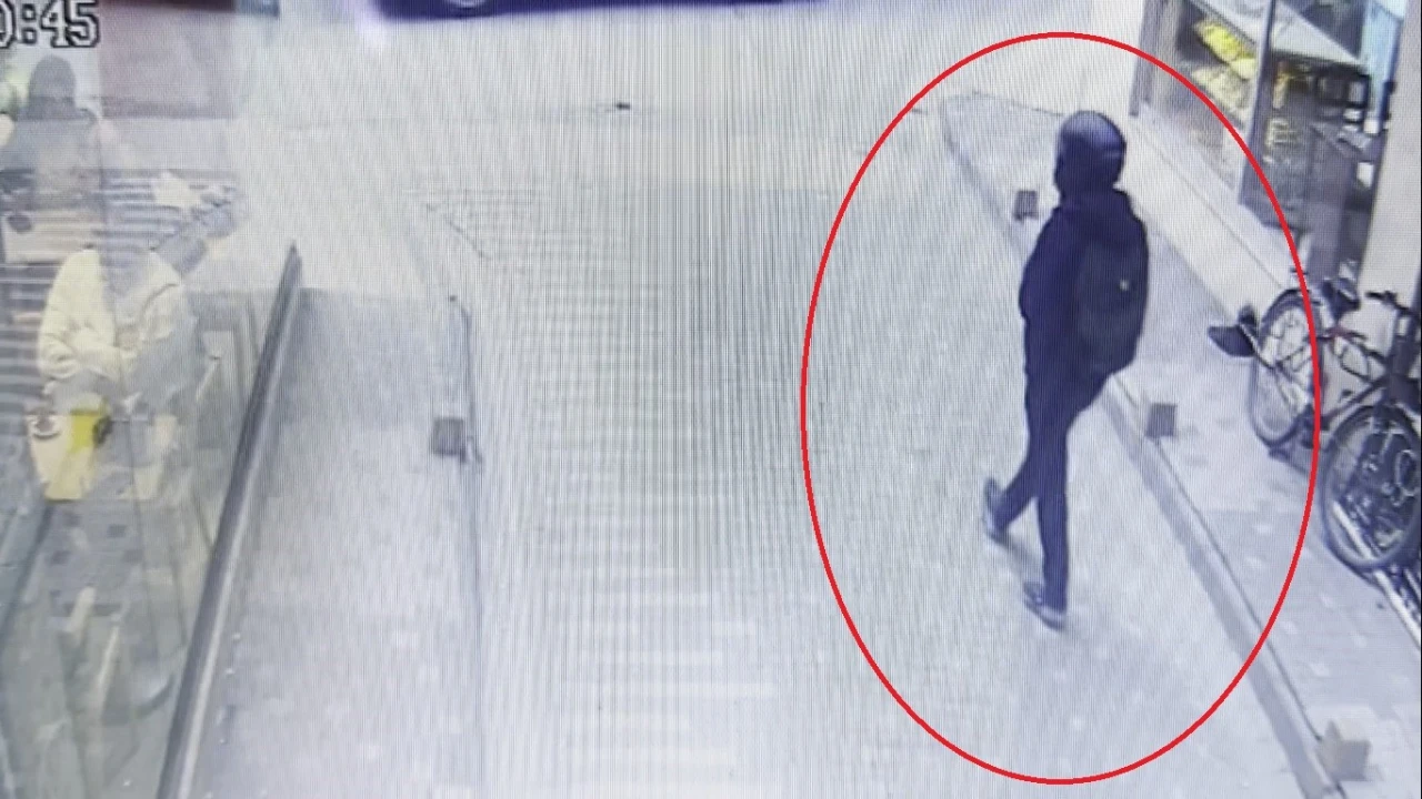 Silahlı kuyumcu soygunu: Çalışanı bağlayıp, yaklaşık 5 kilo altınla kayıplara karıştı