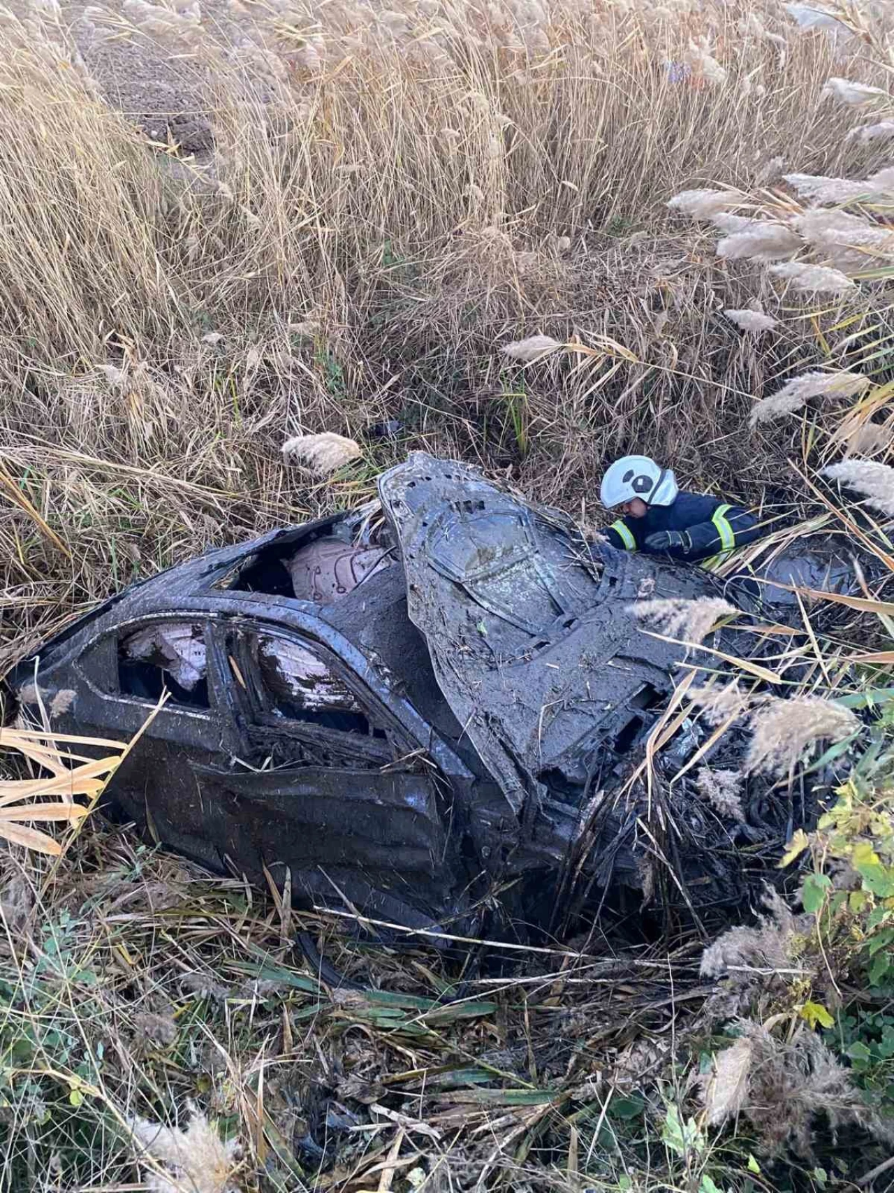 Feci kaza: 2 ölü, 1 yaralı