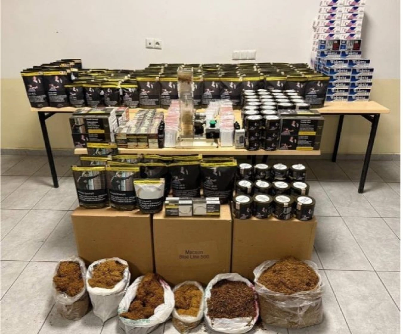 Jandarmadan kaçak tütün operasyonu