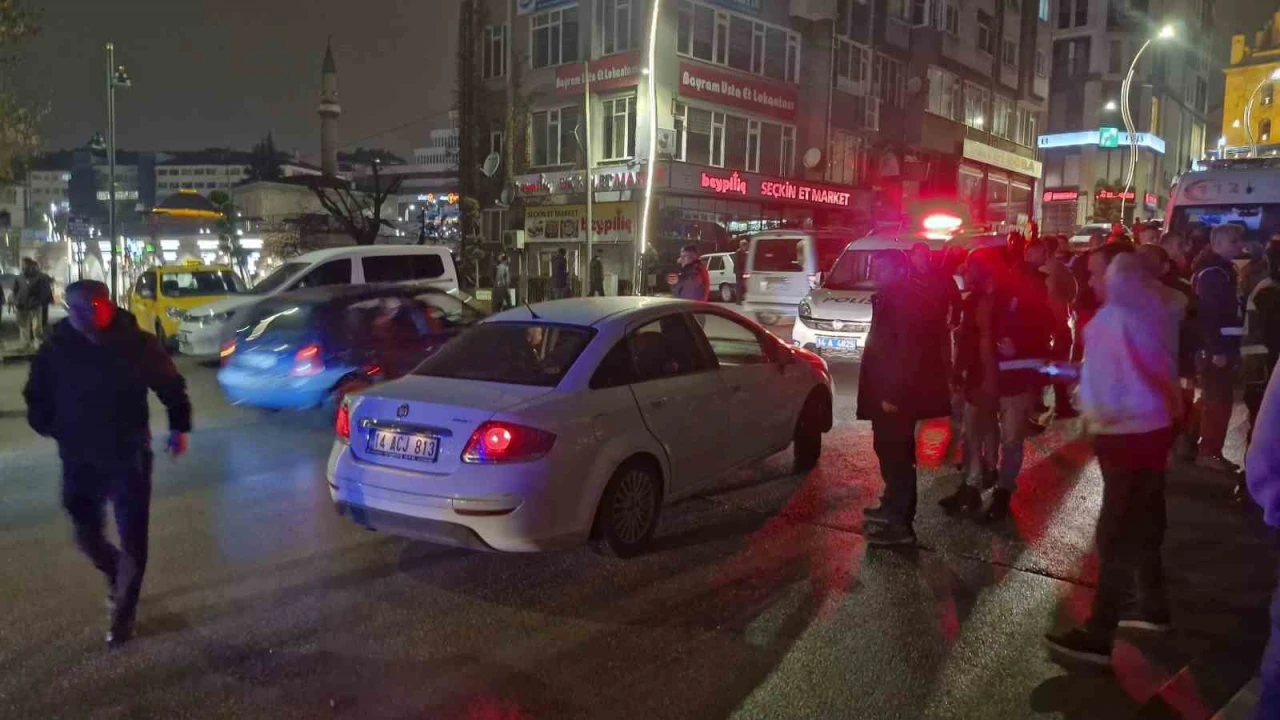 İki grup tekme ve yumruklarla birbirine girdi: 3 yaralı, 5 gözaltı