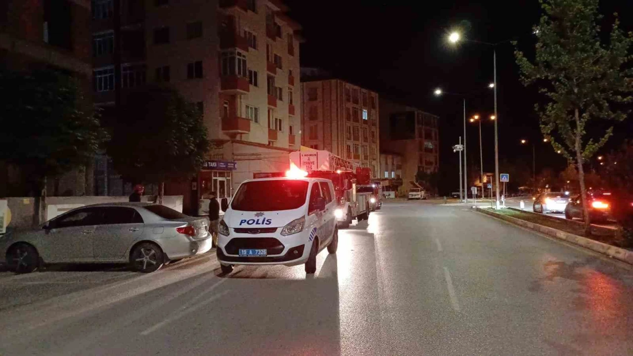 Çorum’da genç kızın intihar girişimini polis engelledi