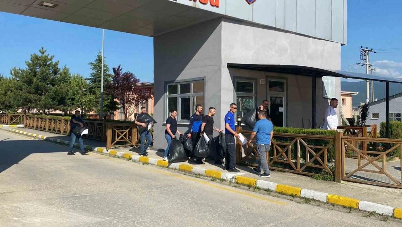 Cezaevlerinden tahliyeler başladı