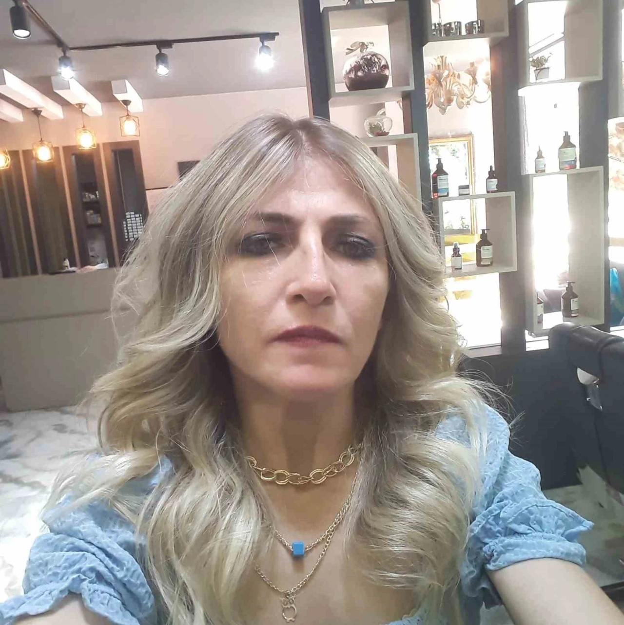 Otomobilin çarptığı kadın hayatını kaybetti