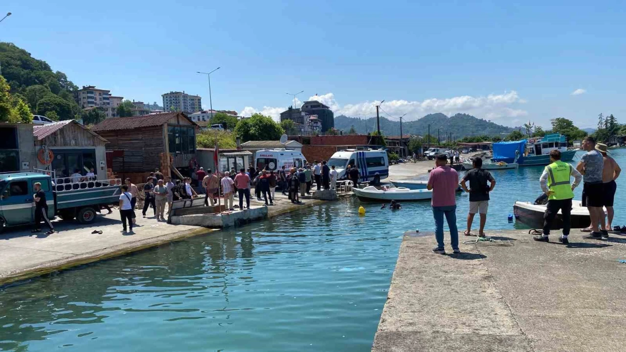 Denize giren 15 yaşındaki çocuk boğuldu