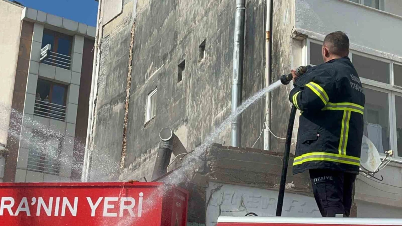 Bir işletmede çıkan yangın paniğe yol açtı