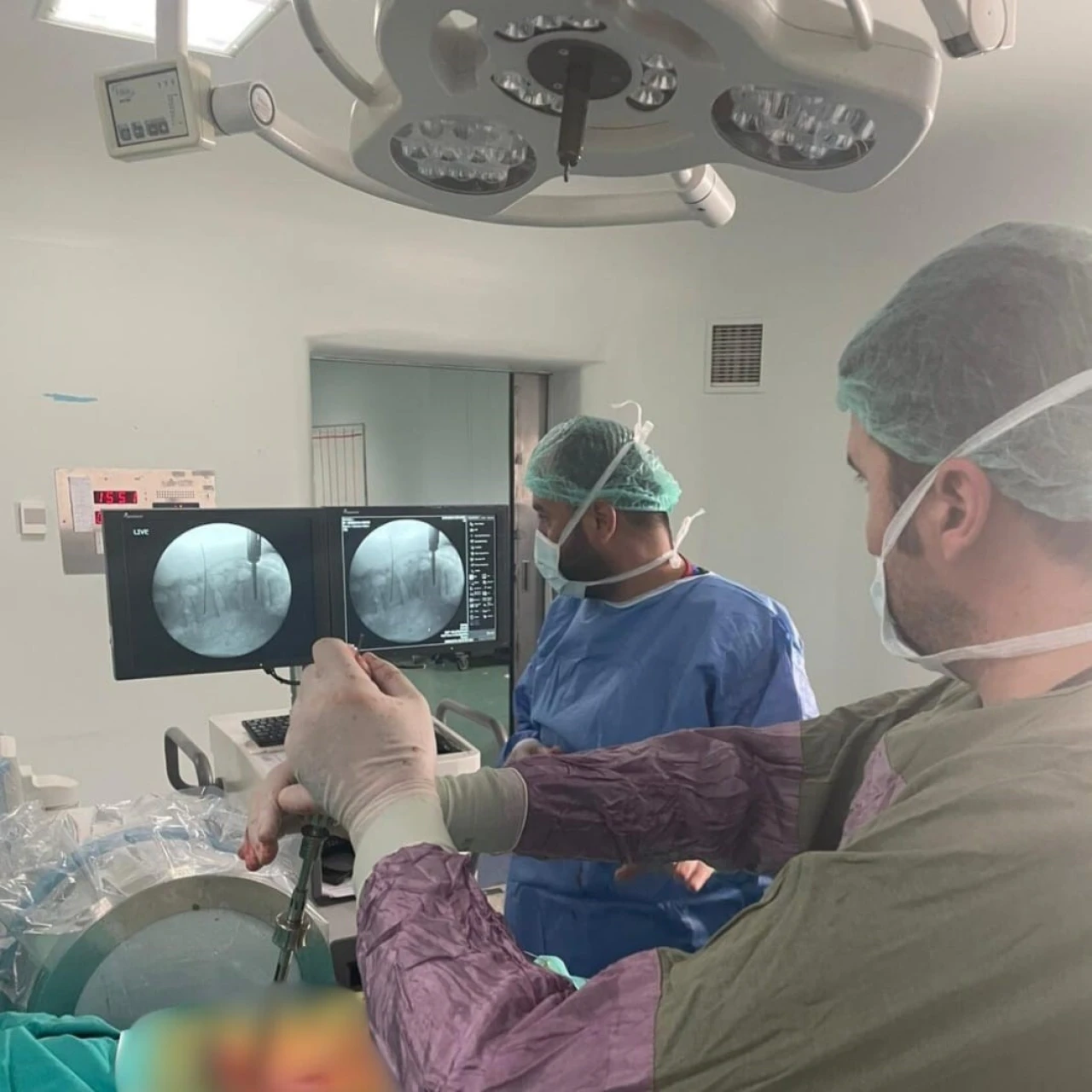 İlk kez perkütan stabilizasyon ameliyatı yapıldı