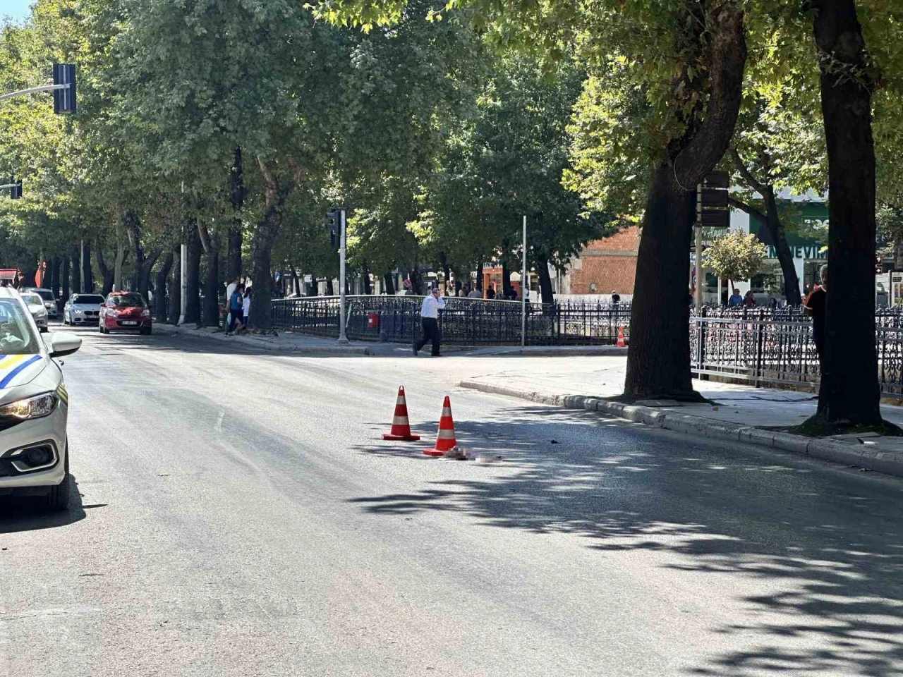 Motosikletin çarptığı yaşlı kadın ağır yaralandı