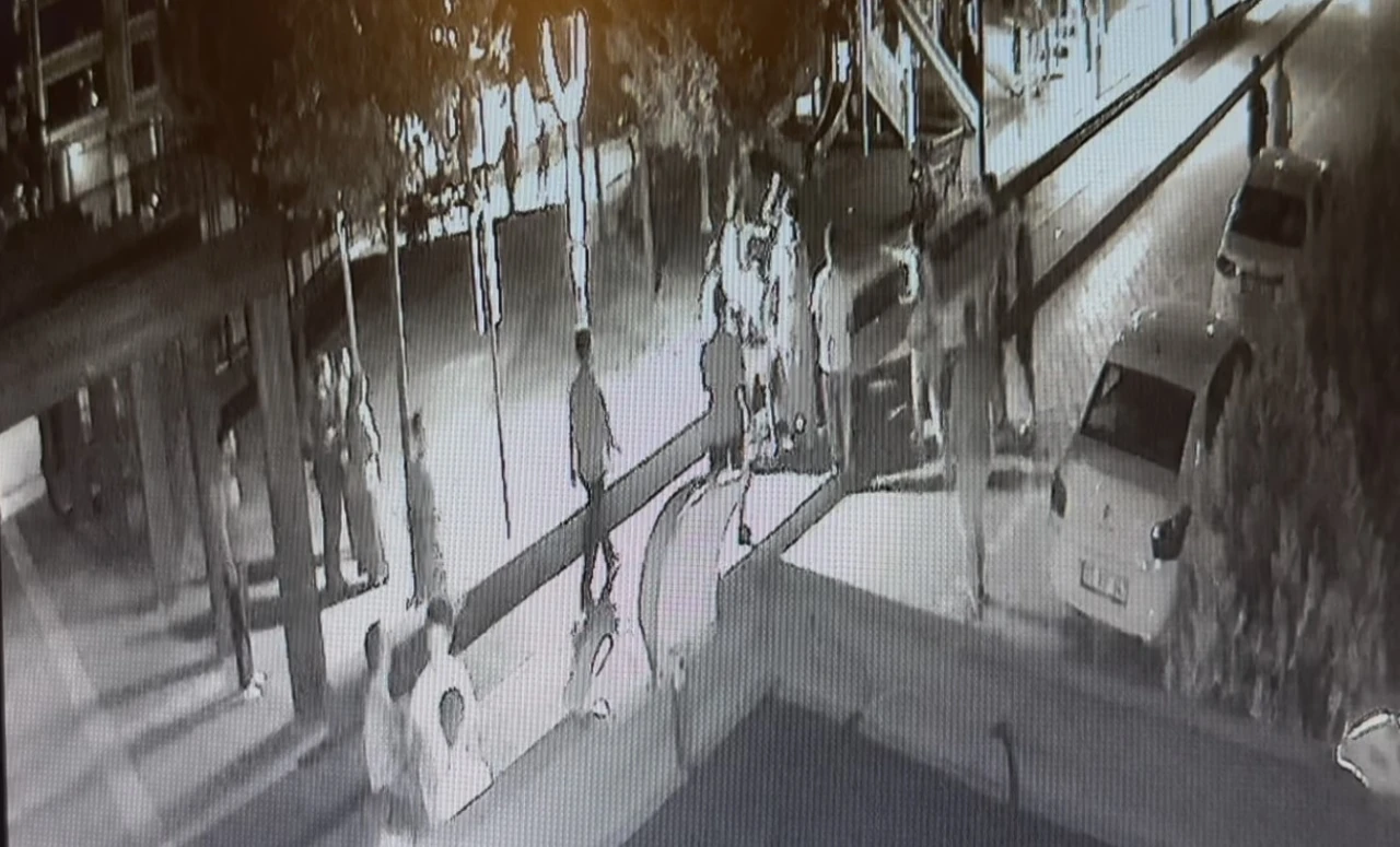 Daire satışı nedeniyle çıkan tekme ve sopalı kavga
