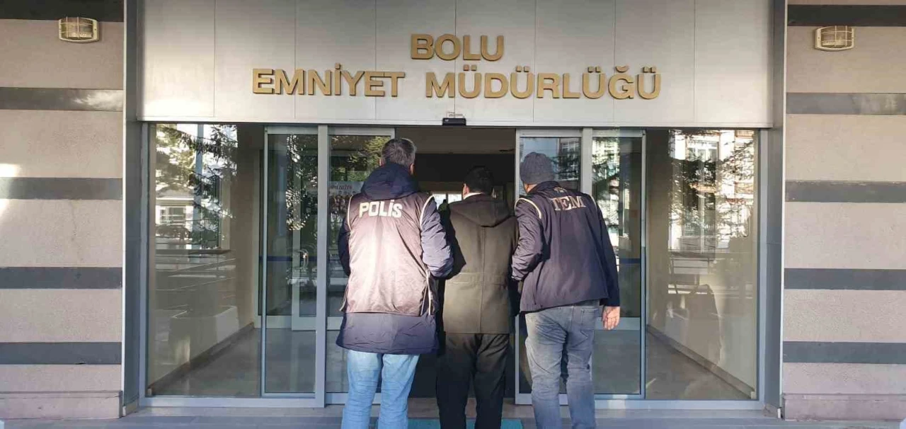Farklı suçlardan 52 yıl cezayla aranan 5 kişi yakalandı
