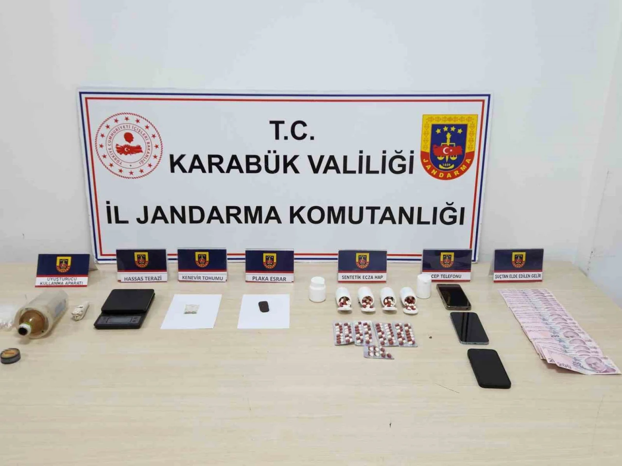 Uyuşturucu operasyonu: 3 gözaltı