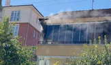 3 Katlı Binanın Balkonunda Yangın Paniği
