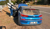 Refüje Çarpan Otomobilde 2'si Çocuk 4 Kişi Yaralandı