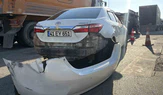 Kamyon ve Otomobil Çarpıştı