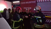 Kapı Fabrikasında Yangın: 1 İtfaiye Eri Yaralandı
