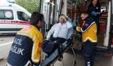 Okuldan atılan öğrenci okula gelip nöbetçi öğretmene saldırarak hastanelik etti