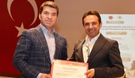 Vali Önder Bakan “Hafızlık ve Büyükağa Kur’an Kursu” Paneline Katıldı