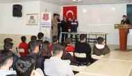 Gümüşhacıköy'de Jandarma Öğrencilerle Buluştu