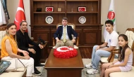 Vali Bakan’dan Anlamlı Kabul: Şehit Yakını, Solingen Gazisi ve Sanatçıyla Buluştu
