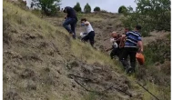 Şarampole devrilen traktörün altında kalan sürücü hayatını kaybetti