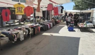 Merzifon’da Arife Günü Giyim Pazarı Vatandaşlardan Yoğun İlgi Gördü