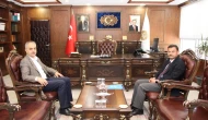 Daire Başkanı Muammer Şahin’den Amasya İl Müftüsü Hamza Bayram’a Nezaket Ziyareti