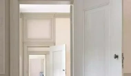Rüyada Kapı Görmek Ne Anlama Gelir? İşte Tüm Yorumlarıyla Rüyanızın Şifresi
