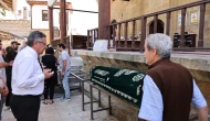 Dr. Bahadır Gezer Kalbine Yenik Düştü