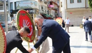 CHP, 30 Ağustos Zafer Bayramı İçin Çelenk Sunumu Gerçekleştirdi
