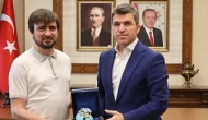 Dr. Mehmet Güllüoğlu’ndan Vali Bakan’a Anlamlı Ziyaret