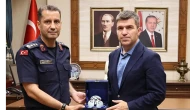 Vali Önder Bakan’dan Gümüşhane İl Jandarma Komutanı Bilal Sarıdoğan’a Tebrik