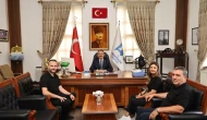 Başkan Alp Kargı, Hemşehrilerini ve Misafirlerini Belediyede Ağırladı