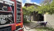 İki Katlı Evde Banyo Yangını Kontrol Altına Alındı