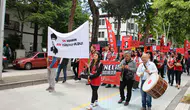 CHP Gençliği Sloganlar Eşliğinde Yürüdü
