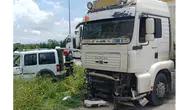 Merzifon’da Feci Kaza: 2 Kişi Araçta Sıkıştı