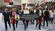 Amasya Üniversitesi’nde Mezuniyet Gözyaşlarıyla Başladı