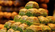 Rüyada Baklava Yediğini Görmek Ne Anlama Gelir? İşte Merak Edilen Yorumlar