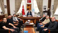 Başkan Alp Kargı Misafirlerini Belediyede Ağırladı