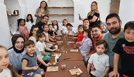 Taşhan’da Minik Ellerden Renkli Eserler