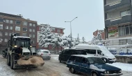 Merzifon’da Kar ve Buzla Mücadele Aralıksız Sürüyor