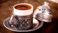 Sabah Aç Karnına Kahve İçmek Zararlı mı? Uzmanlar Uyarıyor