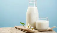 Rüyada Süt Görmek Ne Anlama Gelir? Bereket ve Kısmet Kapıda!