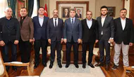 Amasya’da Derneklerden Vali Bakan’a Ziyaret