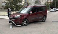 Çorum’da hafif ticari araç ile elektrikli motosiklet çarpıştı: 1’i çocuk 2 yaralı