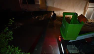 Elektrik Direği Evin Bahçesine Devrildi! 80 Yaşındaki Kadın İsyan Etti