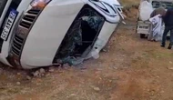 Kamyonet 30 Metre Aşağı Yuvarlandı: 4 Yaralı