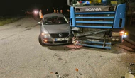 Kavşakta Tır ile Otomobil Çarpıştı
