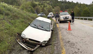 Otomobil Şarampole Çarptı: Aynı Aileden 3 Kişi Yaralandı