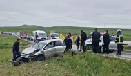 Çorum’da İki Otomobil Çarpıştı: 6 Yaralı