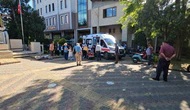 Sıcaktan Fenalaşıp Yere Düştü, Başından Yaralandı