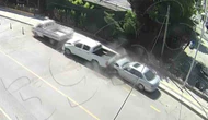 Amasya’da otomobil park halindeki araçlara çarptı